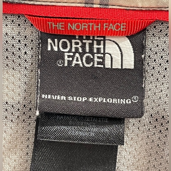 The North Face Men Button Up Shirt Large Gray Plaid Short Sleeve Pockets Collar - Picture 3 of 6